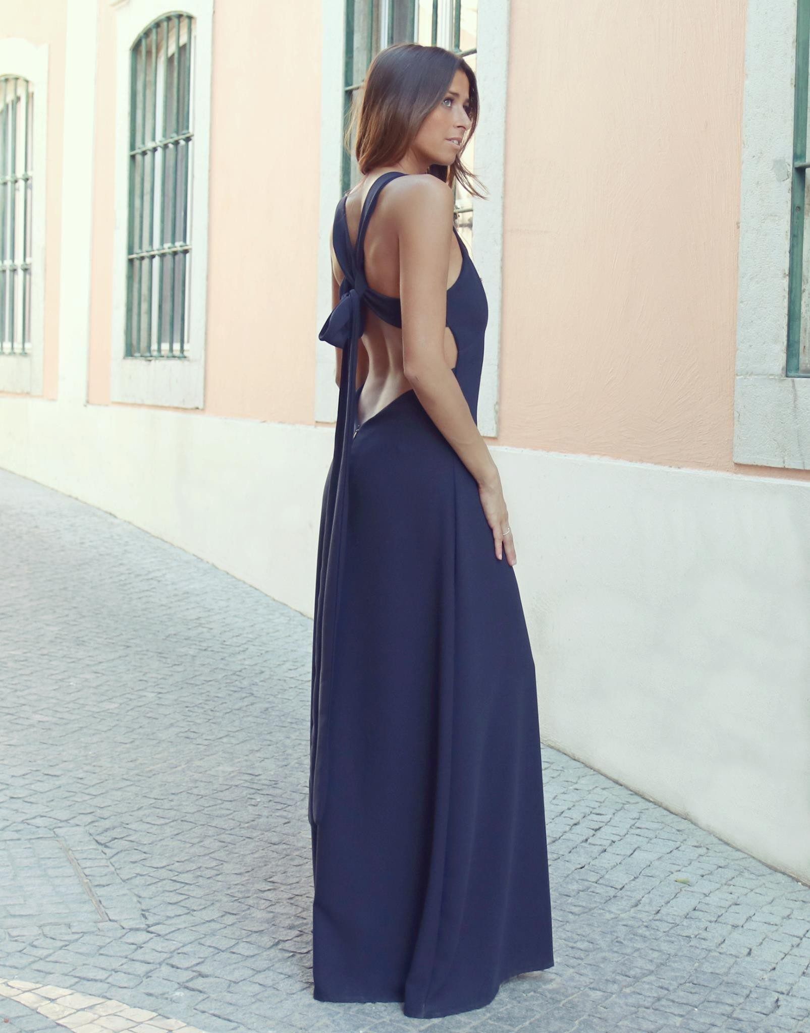 Hazel Vestido largo azul marino oscuro con lazo en la espalda